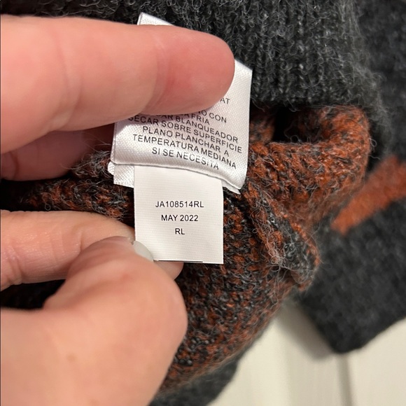 JOSEPH A Size Large NWT Rust Gray Animal Print Pullover V-Neck Sweater Zebra - Picture 8 of 9